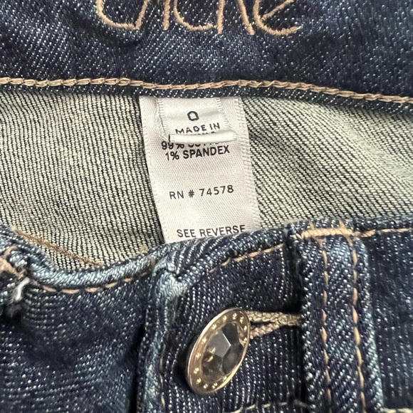 SALE! Cache skinny jeans. buttons at the side ankles, very comfortable stretchy - Picture 7 of 7